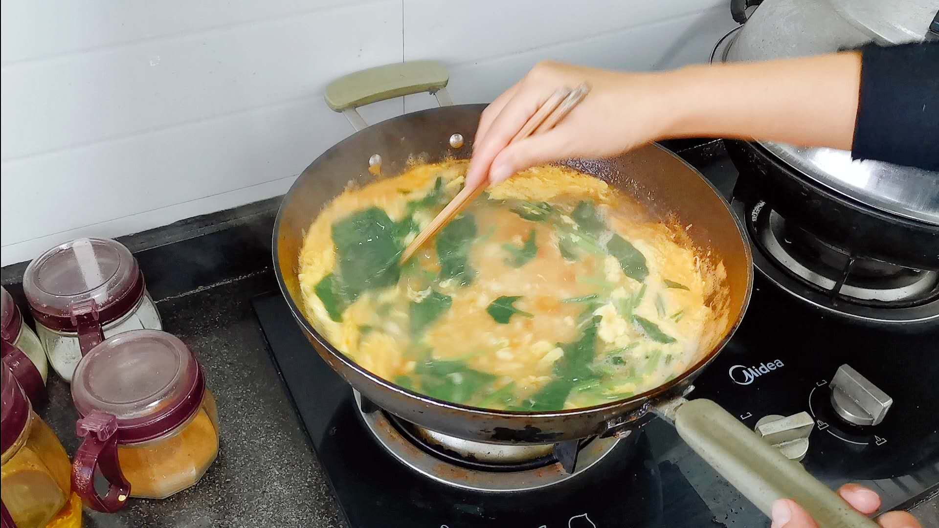 怎样做疙瘩汤才筋道好吃,怎样做疙瘩汤好吃教程