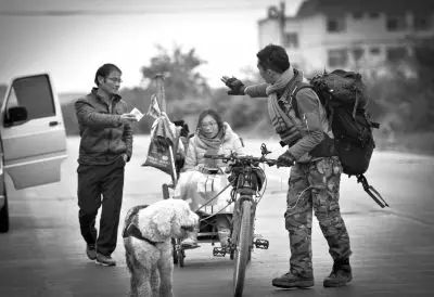 被丁一舟赖敏的爱情感动流泪,丁一舟赖敏结婚照片