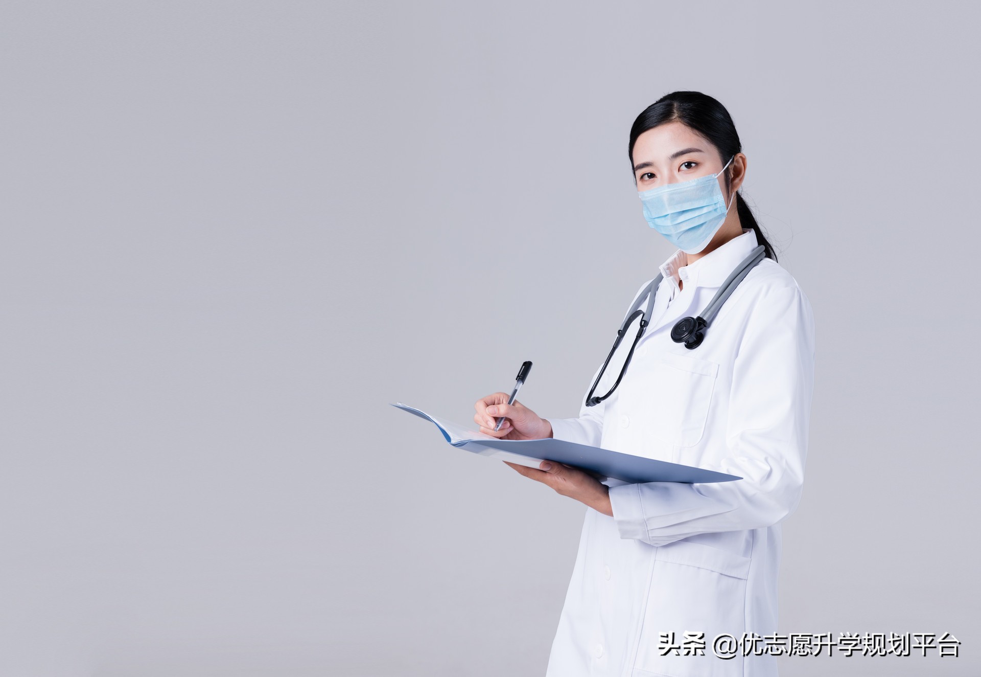 专科生学医应该选什么专业,专科生学药学有前景吗