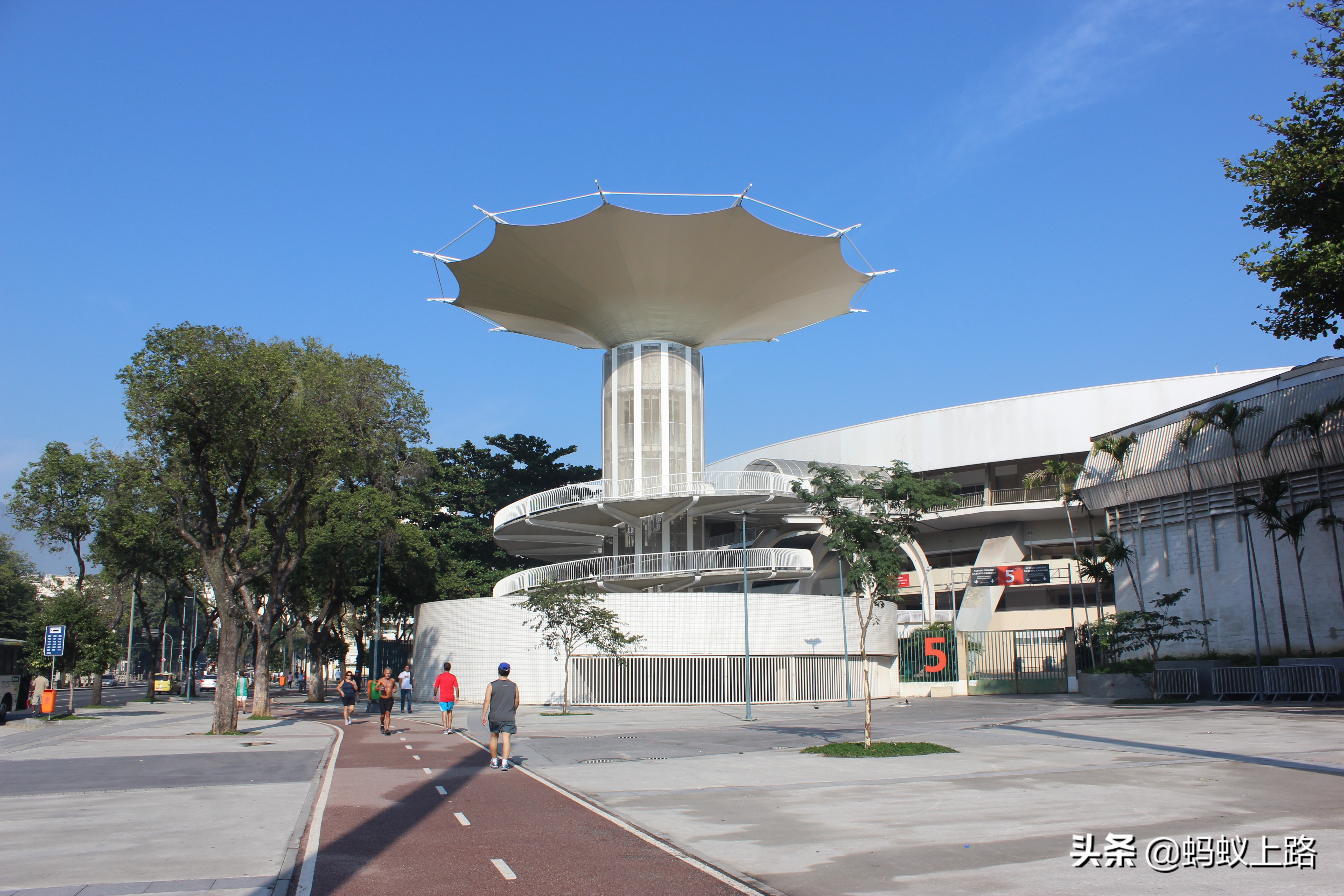 上帝之城巴西版电影,上帝之城英文