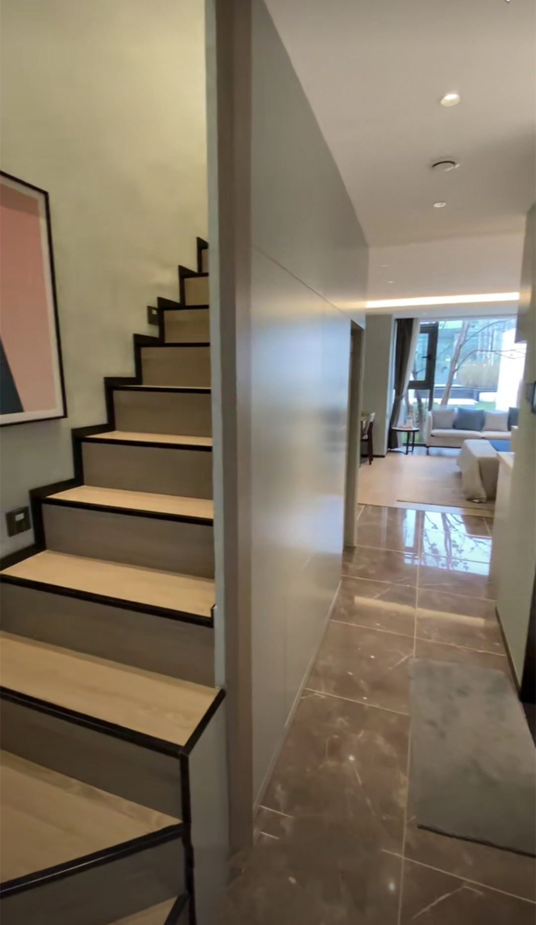 小户型爆改复式多人住,爆改户型两室一厅