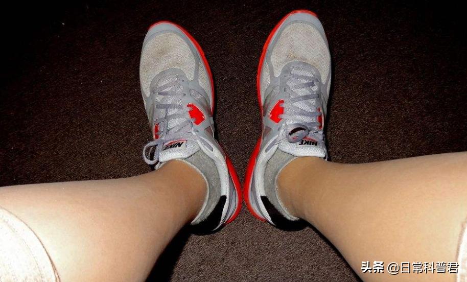 夏天鞋子怎么去除臭气,穿鞋子脚臭鞋子不臭怎么回事