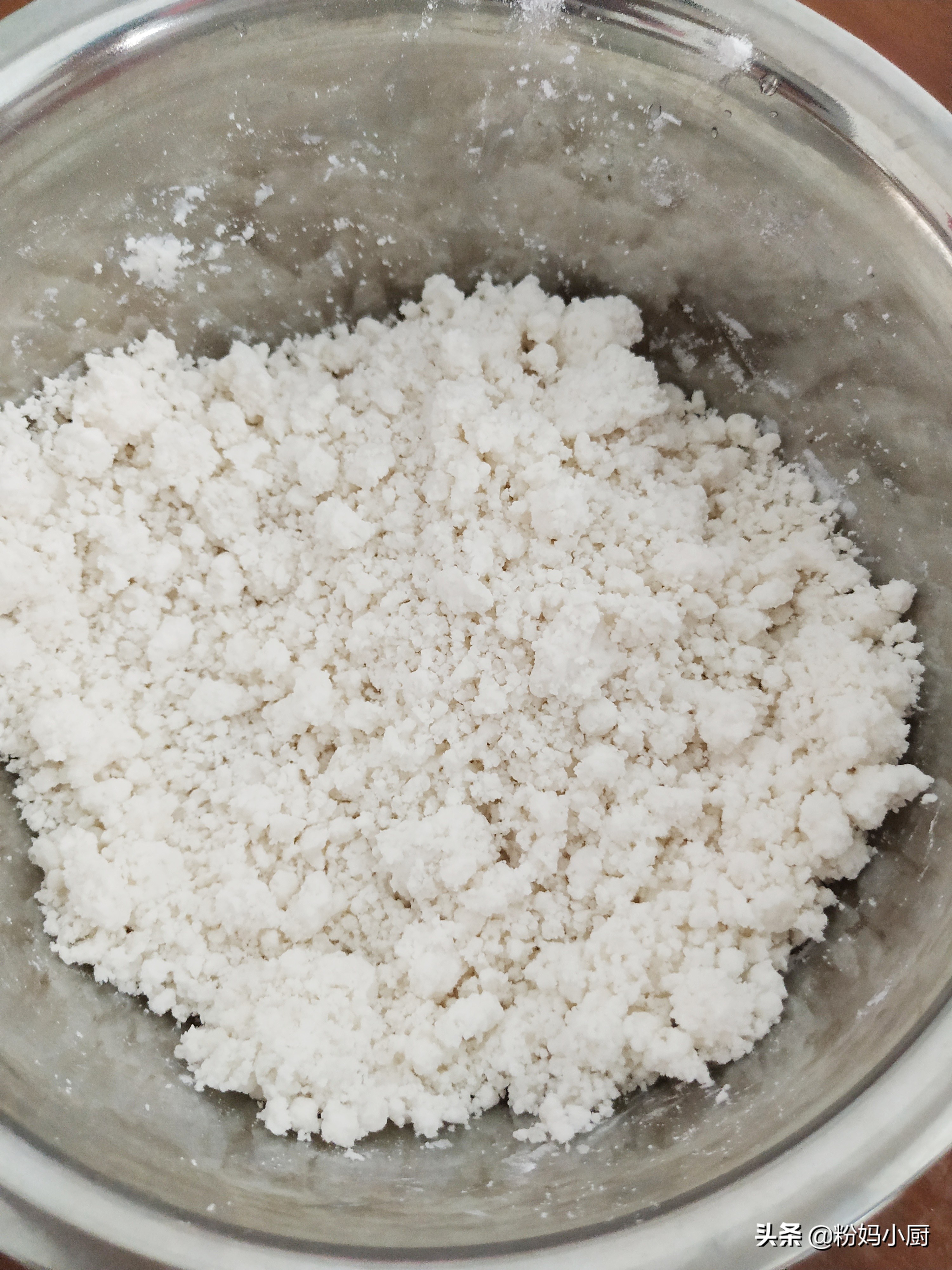 糯米粉粘米粉混合后蒸米皮,芥菜糯米粉和粘米粉怎样蒸成团子