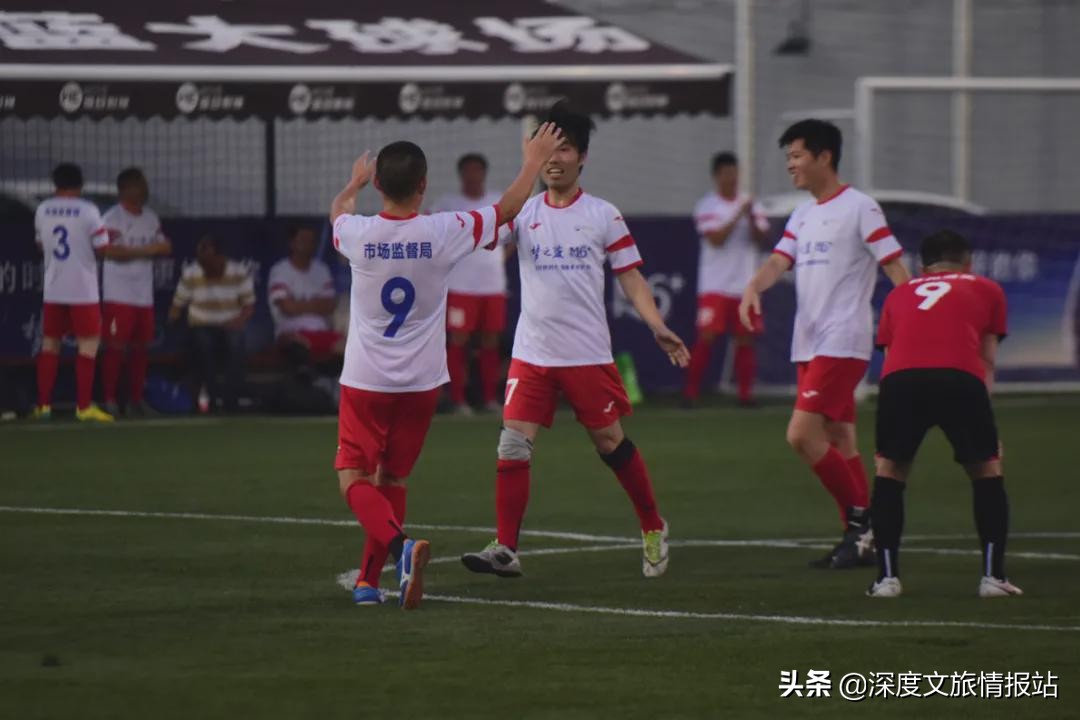 “梦之蓝M6+苏州市机关事业单位足球邀请赛”在奥蓝大球场开幕