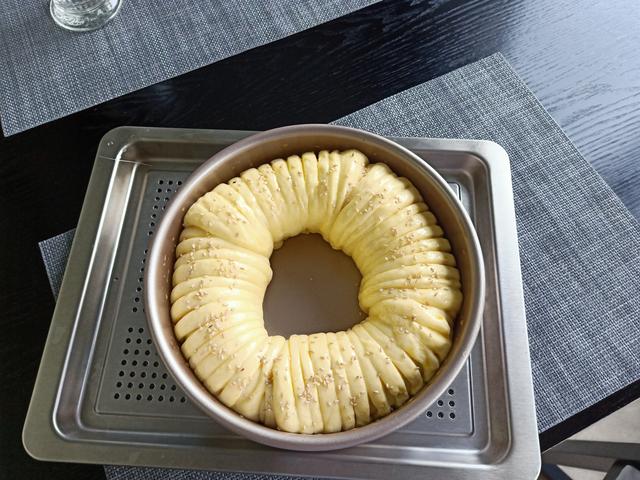 简单面包教程不用烤箱不加牛奶,超简单面包不需要牛奶