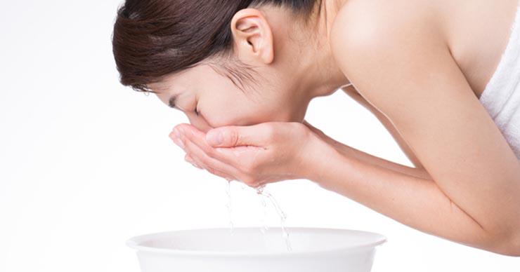 脸上毛孔粗大怎么改善家庭小妙招,脸上毛孔粗大怎么改善图片