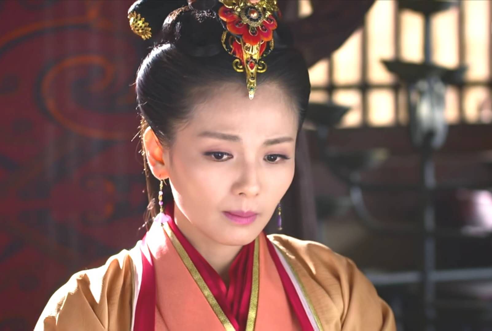 《芈月传》嬴驷对她最无情，芈姝还愿意一生追随，因无路可退