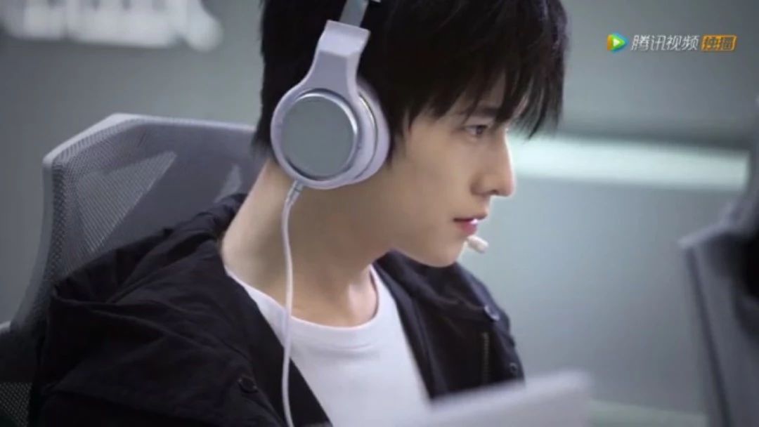 杨洋与现在的小鲜肉差别在哪里,杨洋到底是怎么样的人啊