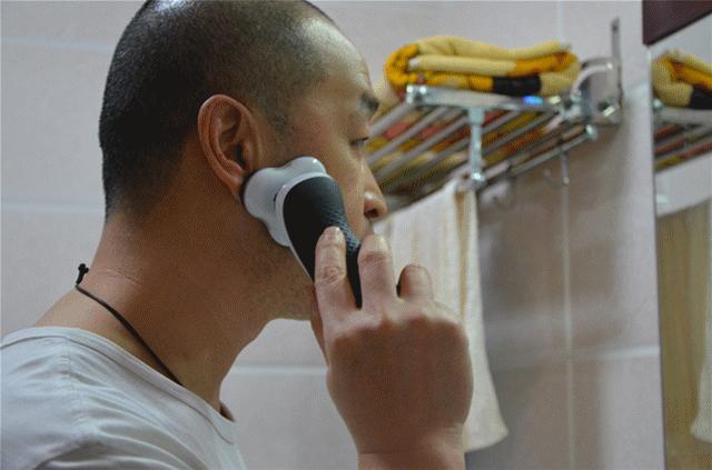 飞利浦s7000剃须刀怎样全身水洗,飞利浦剃须刀s7000使用说明