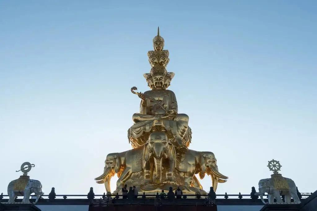 教师节期间旅游免门票？带上教师资格证，你也能说走就走