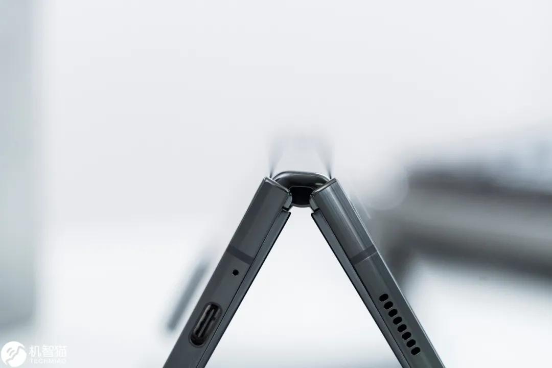 三星zfold2,三星galaxyfold2是5g吗