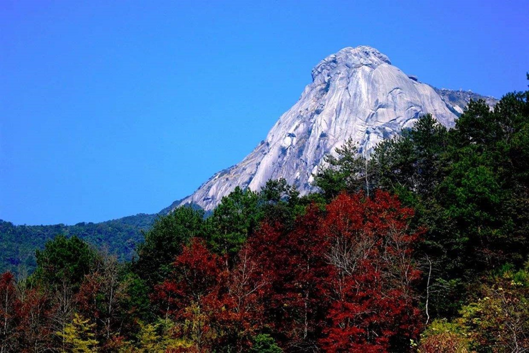 广东云髻山在哪里,新丰云髻山枫叶红了吗