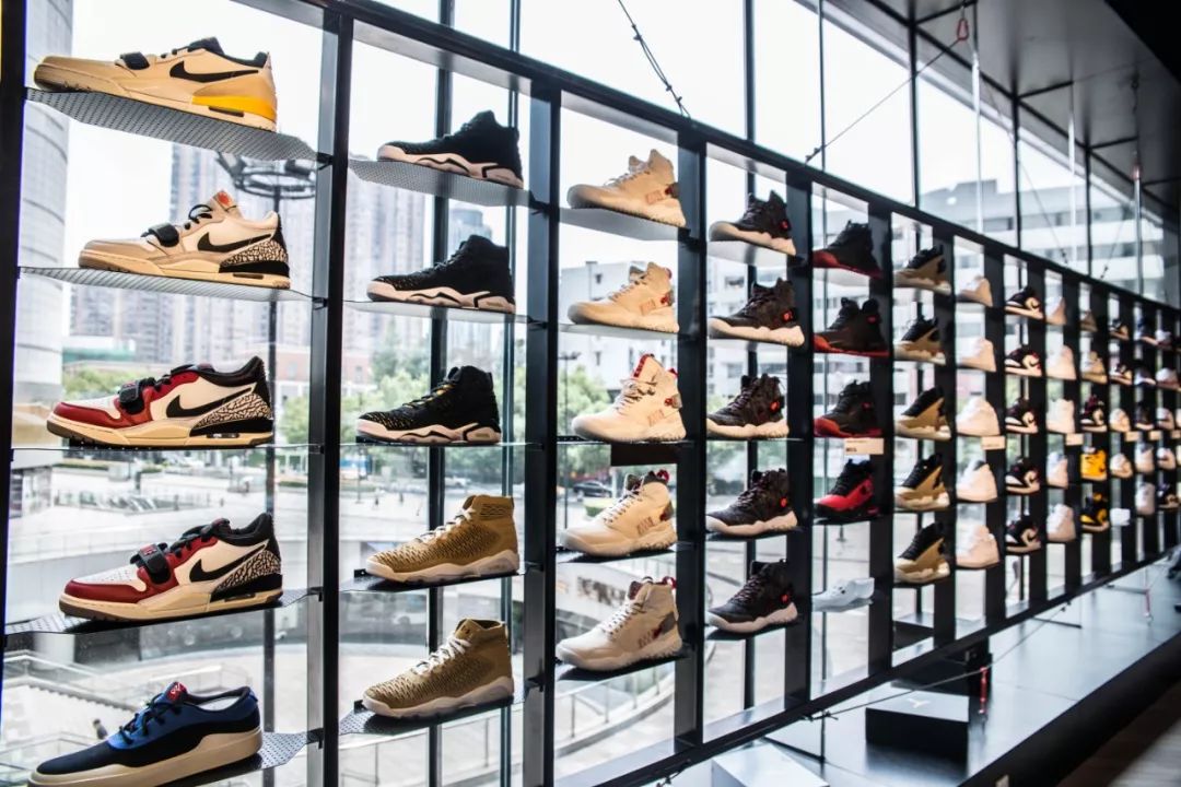jordanaj1成都线下专卖店,探店jordan淮海体验店