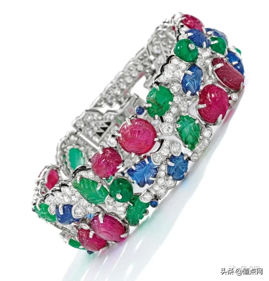 卡地亚黄金手链86万,卡地亚手链2400元