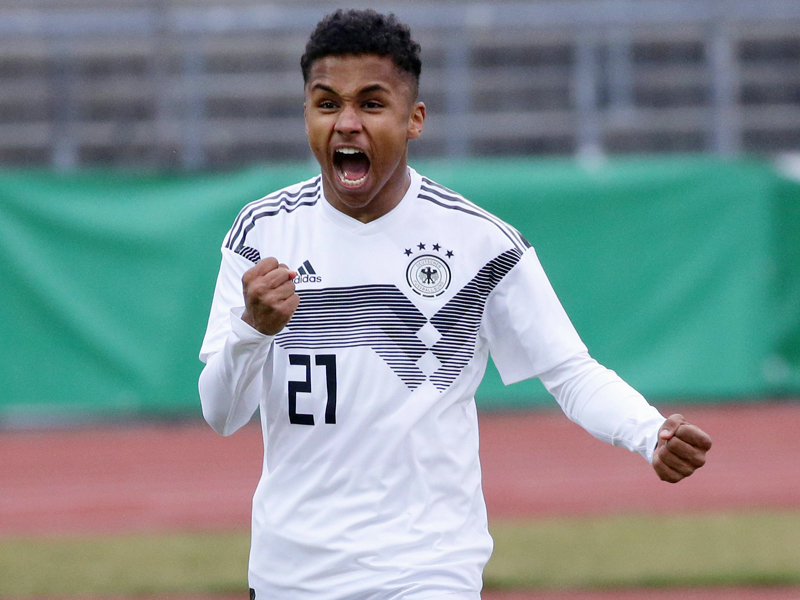 法国足球归化球员,足球法国队归化球员有哪些