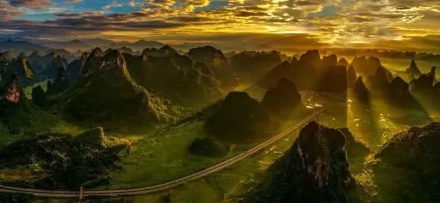 百里山水画廊深度,百里画廊风景如画心旷神怡