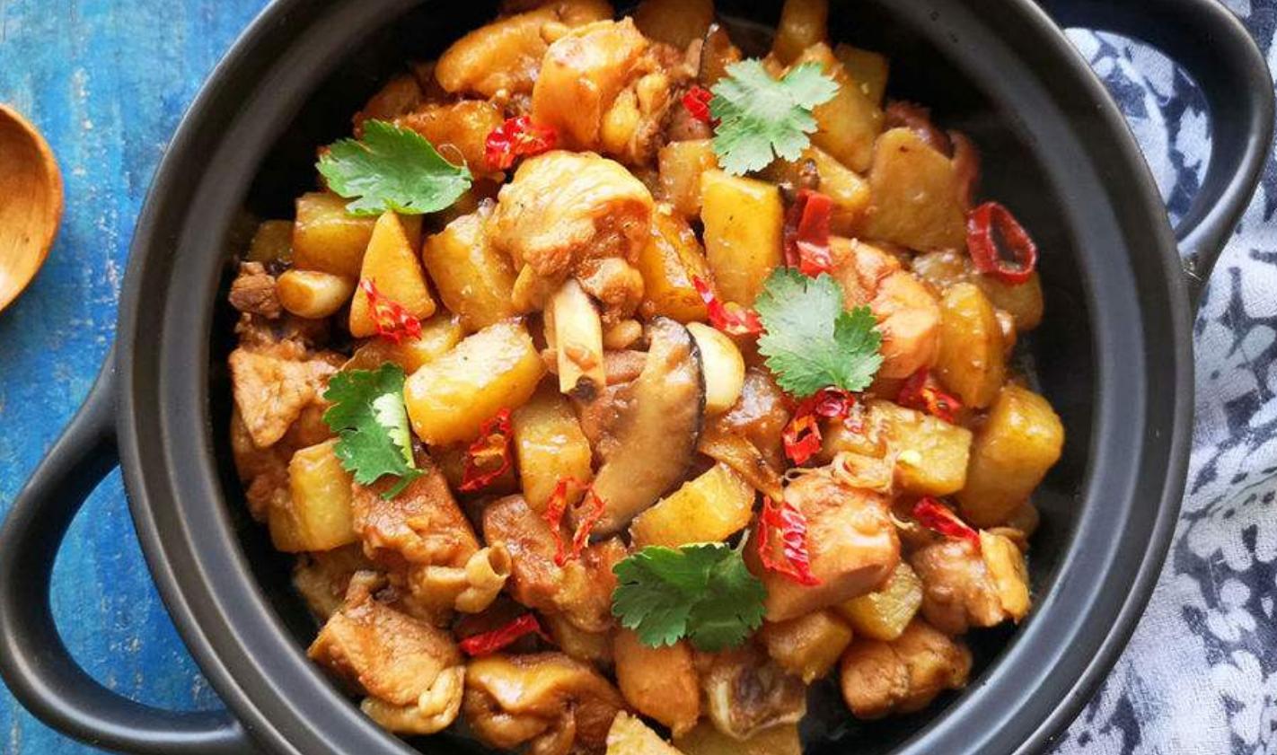 土豆的10种做法百吃不厌菜中必备,爱吃土豆的你该注意一些什么