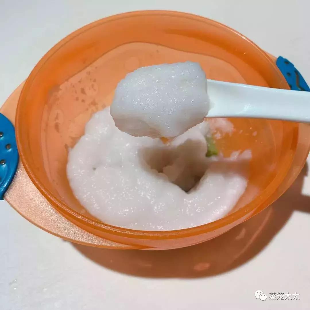 辅食第一口米粉怎么泡,辅食第一口米粉如何冲泡