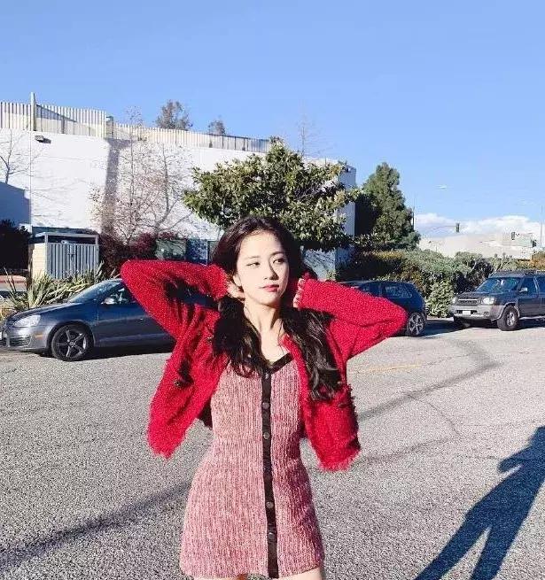 blackpink四人外貌对比,blackpink那些丑到爆的衣服