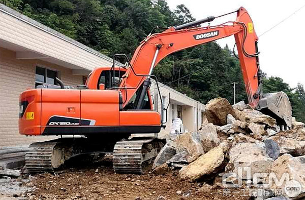 斗山500lc-9c挖掘机怎么样,斗山dh150lc-7挖掘机怎么样