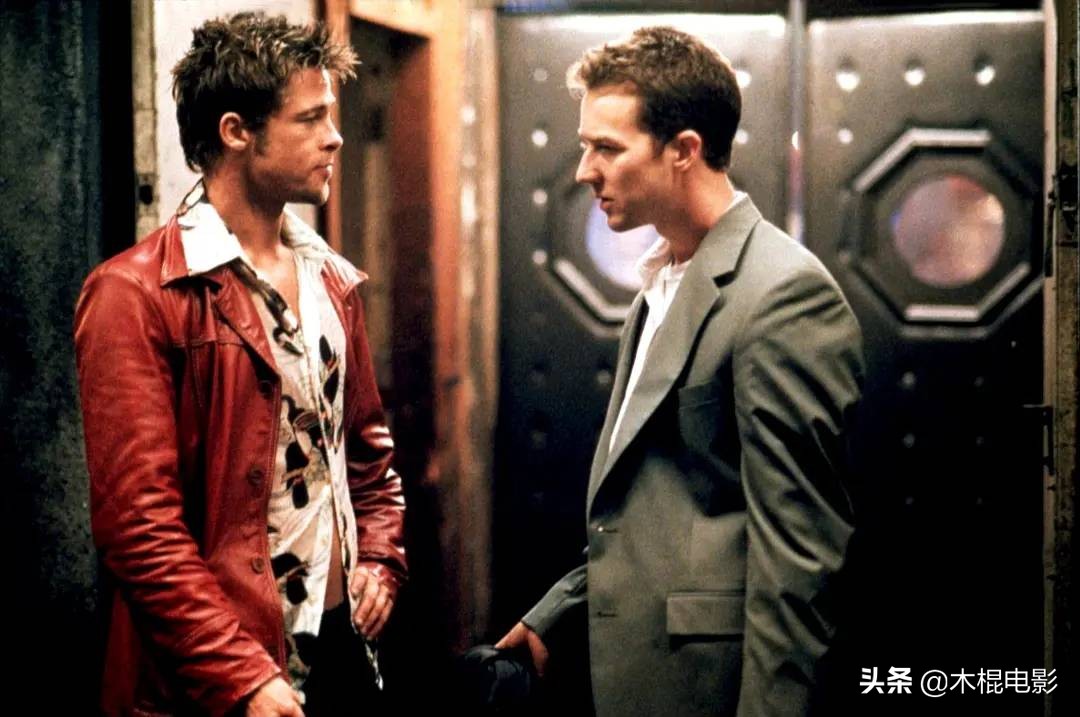 好莱坞顶级动作大片黑客帝国,黑客帝国竟然是20多年前的电影