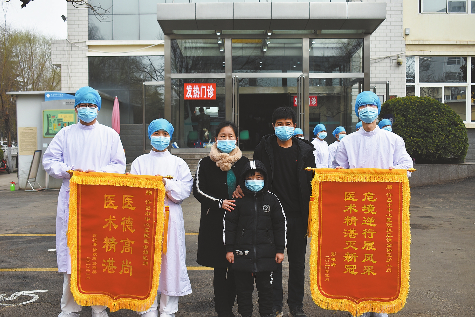 踏平坎坷成大道熬过黑暗是光明,踏平坎坷筑成大道