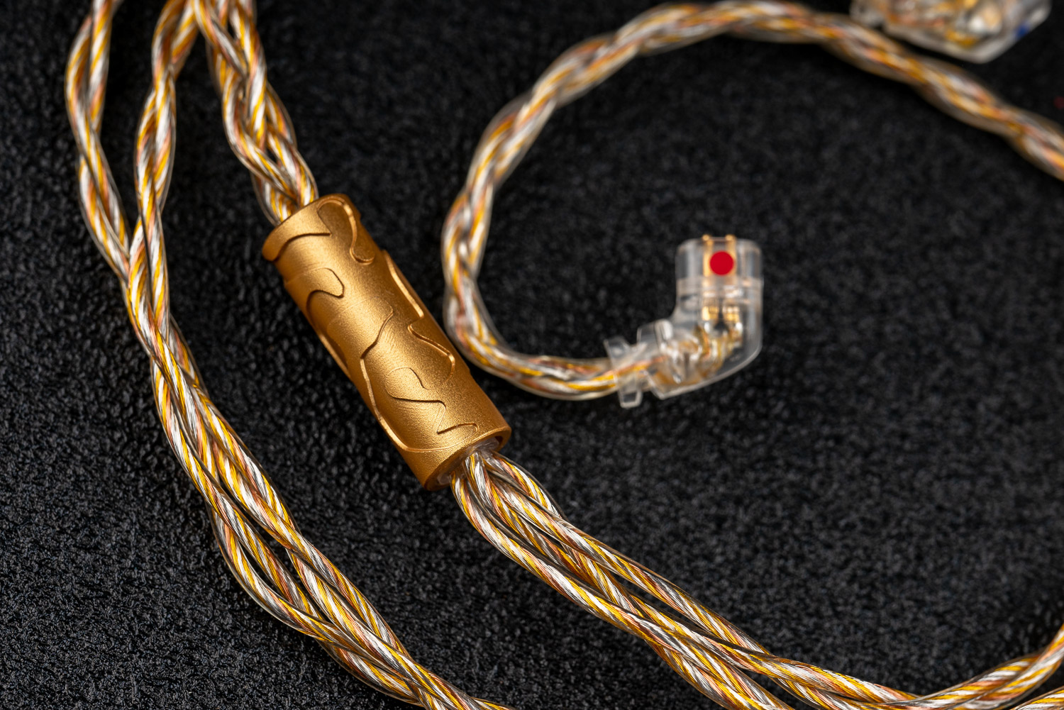 名为“魔”圈，却依然一本正经，qdcDmagic听感简析