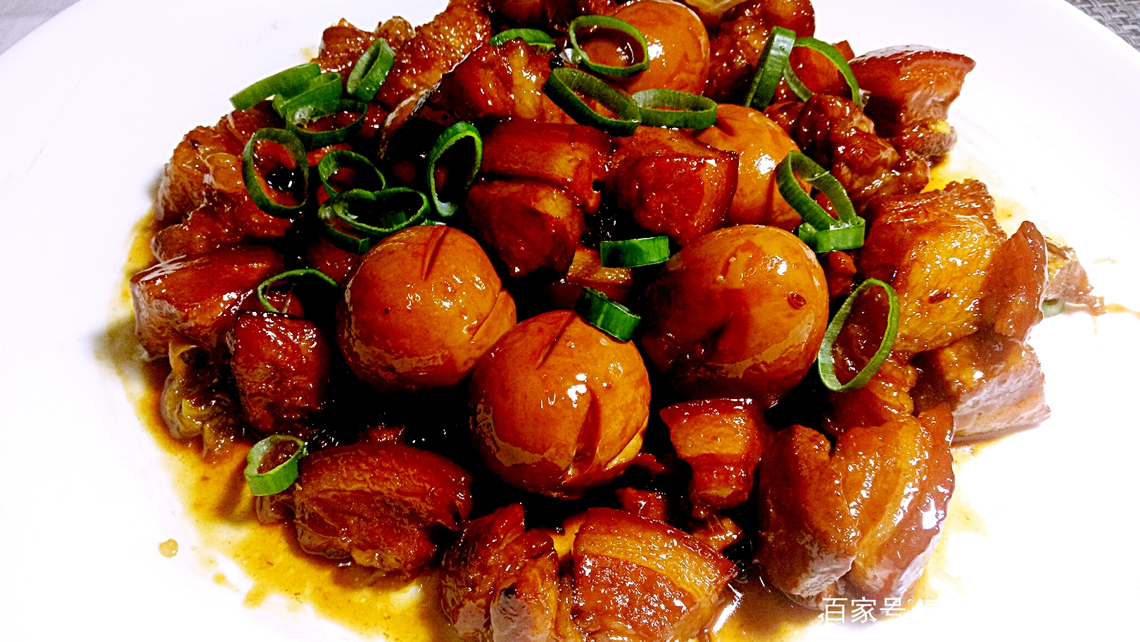 油炸时怎样防止油往外溅,油炸食品时油起沫往外溢怎么处理