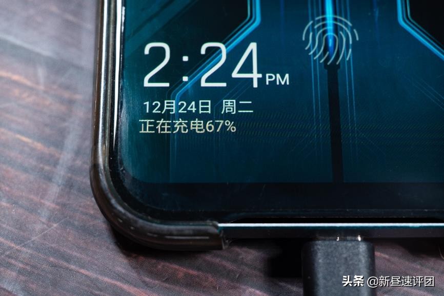 倍思沃可,倍思i沃克屏幕挂灯测评