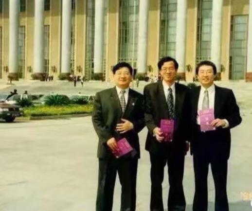 新东方老板俞敏洪现在怎么样,新东方老板俞敏洪讲了什么