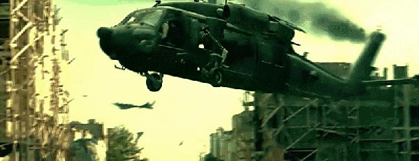 战场上被子弹砸到,战场上被炮弹击中