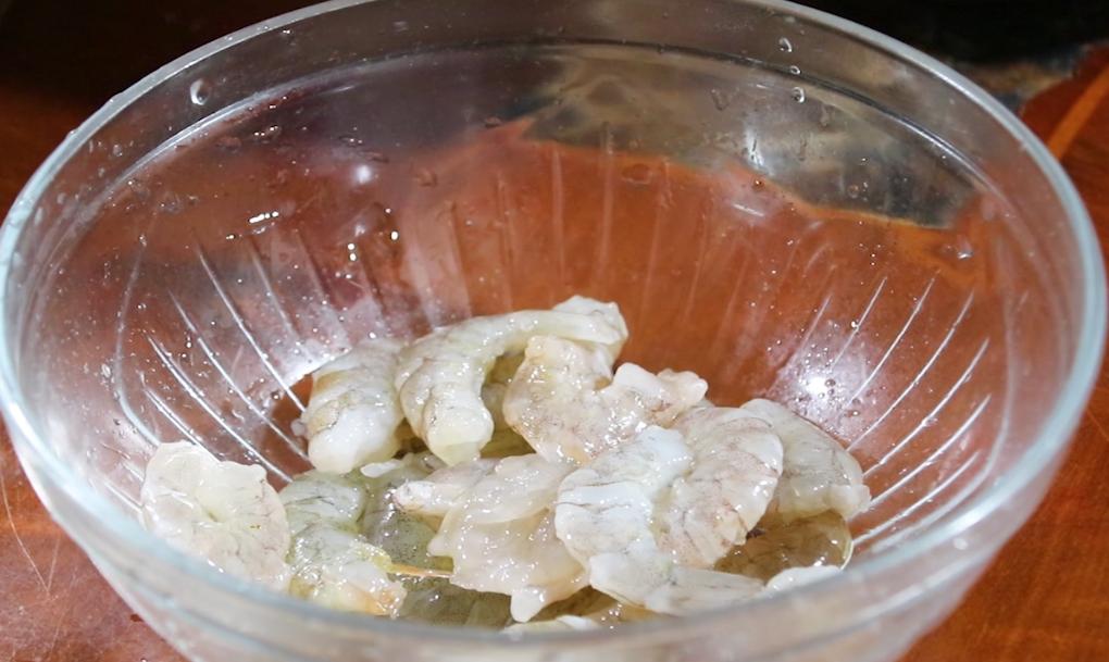 萝卜和虾的家常做法,1根萝卜3个鸡蛋新吃法