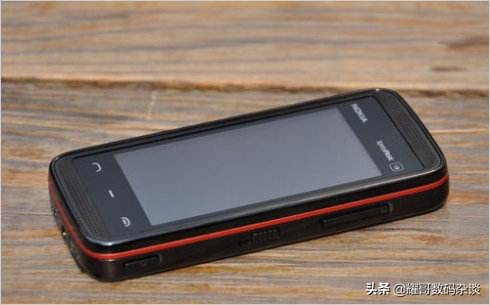 诺基亚手机各种型号的价格及图片,诺基亚手机各种型号及价格