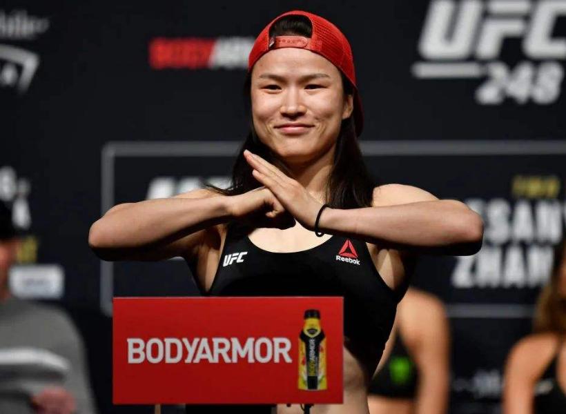 乔安娜赛前嚣张挑衅张伟丽引热议,张伟丽对乔安娜比赛