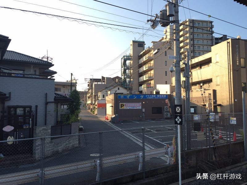 张近东质押10亿股票,苏宁张近东股权转让