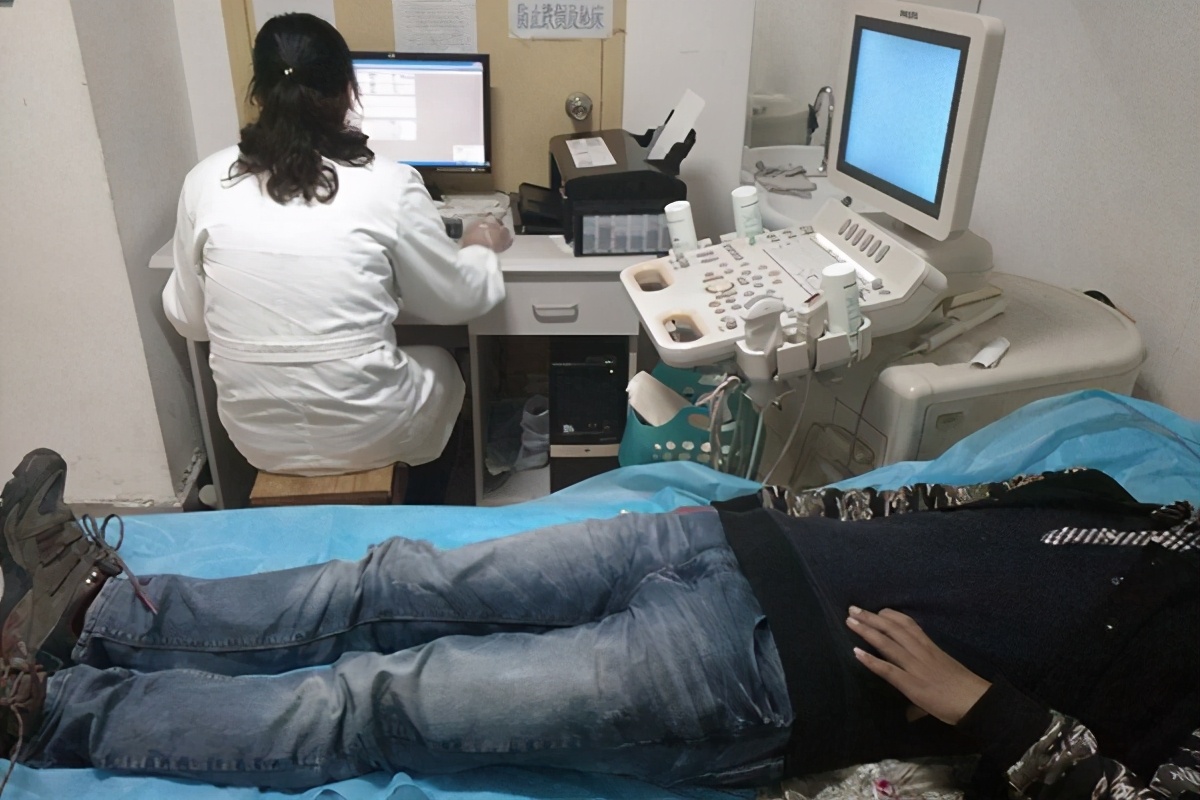 体内携带乙肝病毒影响胎儿吗,体内少量乙肝病毒需要打疫苗吗