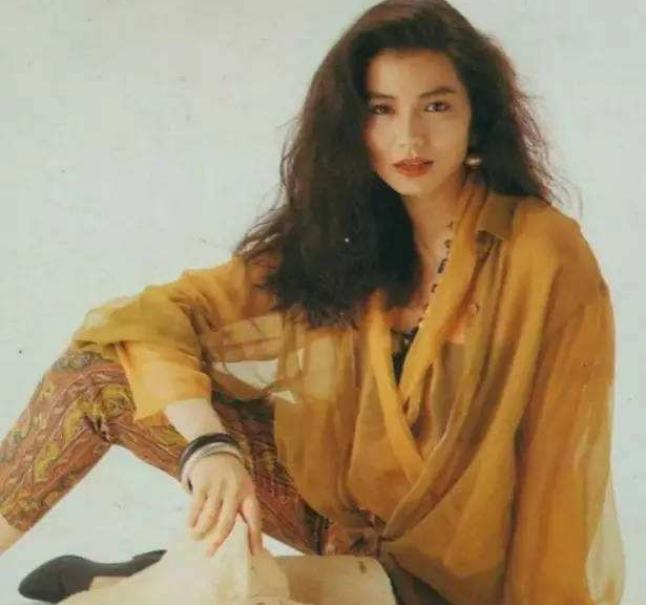 那个时候的钟楚红风华绝代,钟楚红风华绝代美人