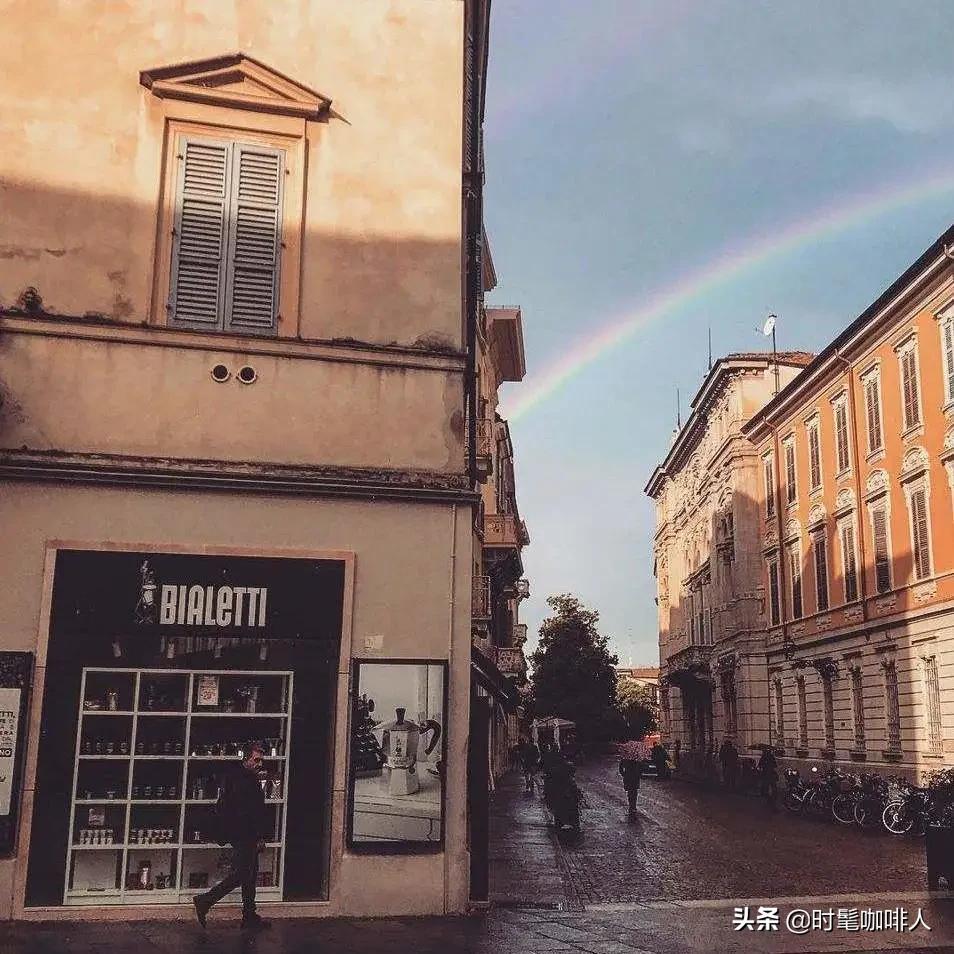 用摩卡壶煮咖啡煮多长时间适合,摩卡壶煮咖啡用什么水最好