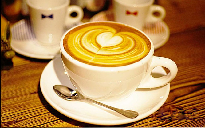 喜好咖啡的朋友注意！头一次听说“咖啡毁眼”？这是真的吗？