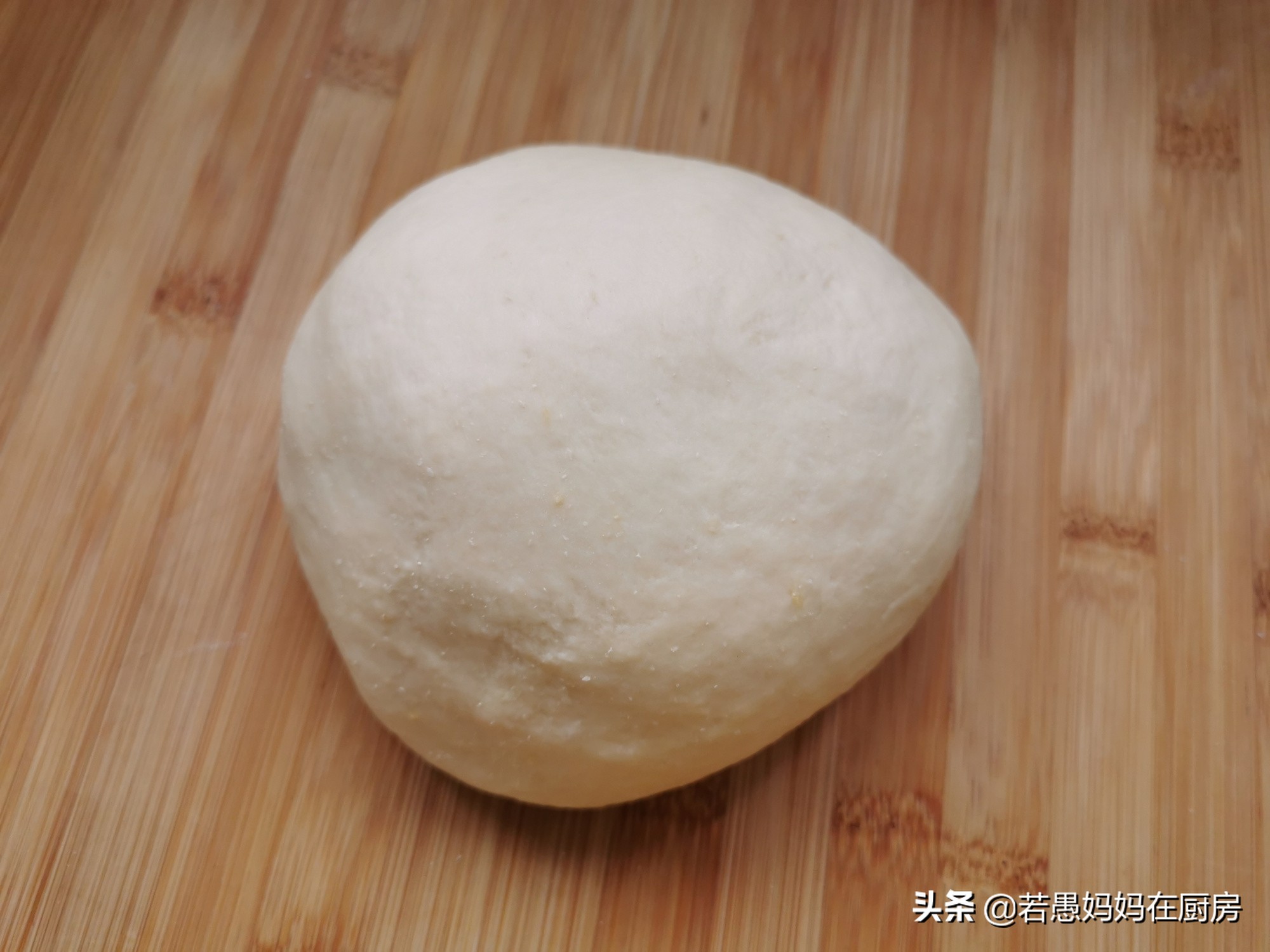 做油条泡打粉与苏打粉的区别,炸油条放苏打粉泡打粉酵母粉配方