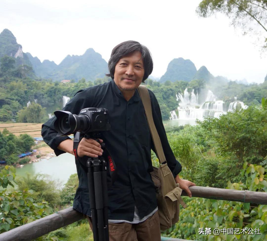 百人百画延安颂：庆祝中国*产党共**建*党**100周年中国画学术邀请展