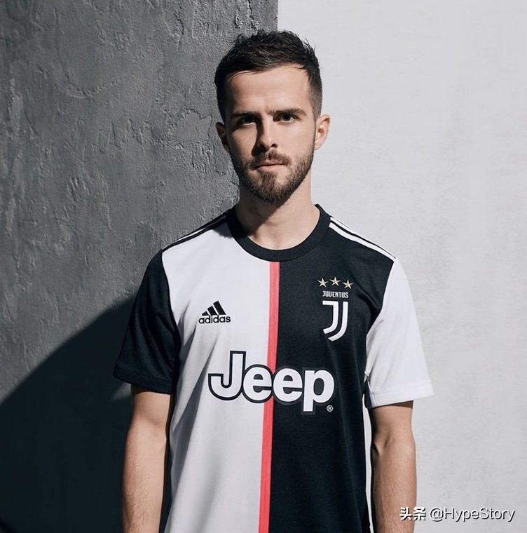 2010-2019十年间,到底哪些球衣才算得上真正的跨时代?