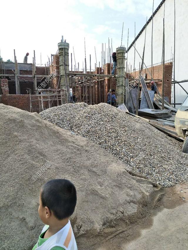 农村盖房地基用什么型号混凝土,c30混凝土配方和c25有什么不同