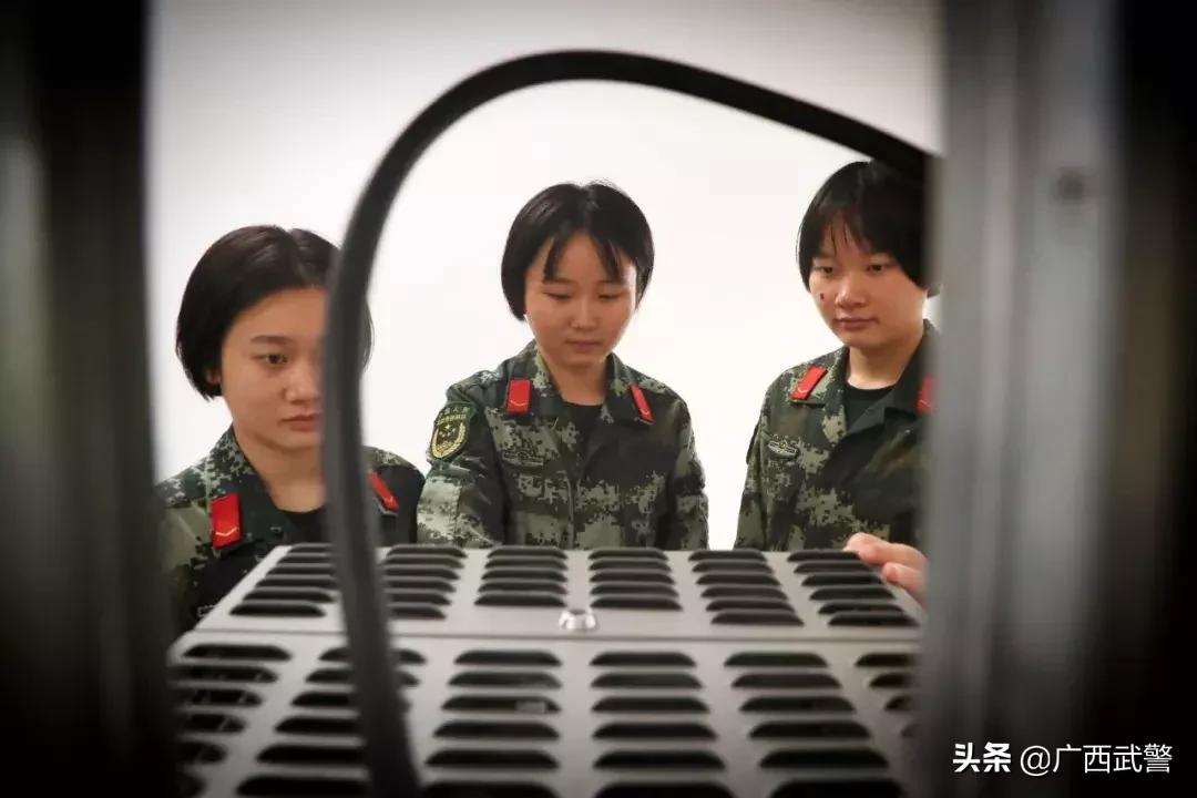 女兵入伍一年什么样,女兵入伍前都要做的事