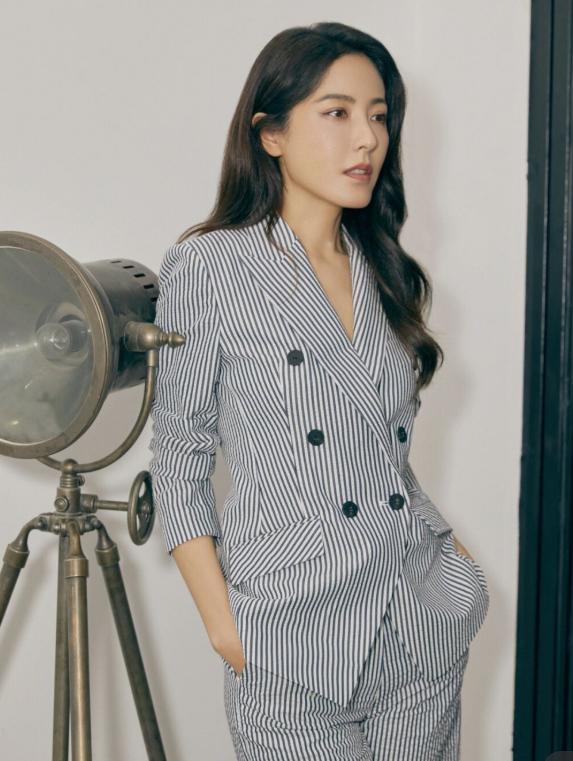 曾黎身材穿搭,曾黎身材颜值