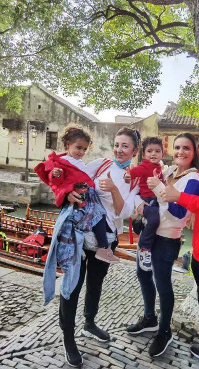 好久不见未结婚生下双胞胎女儿,好久不见喜得贵子