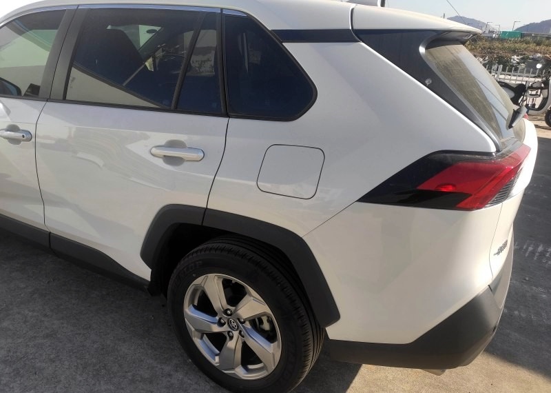 2.5双擎荣放试驾,丰田2.5双擎混动荣放