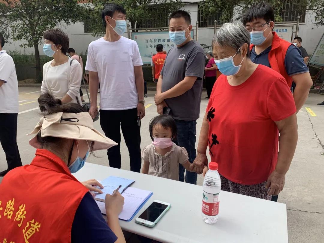 志愿服务奉献巾帼力量 (巾帼志愿服务汇聚暖心力量)