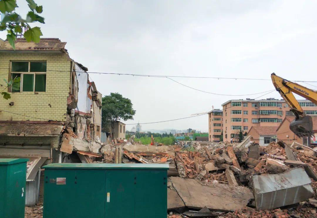 佛山瓷砖生产基地外迁哪里了,佛山瓷砖厂家都搬迁了吗