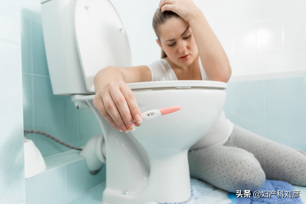 输卵管双侧积水做手术费用多少钱,输卵管积水严重一定要试管吗